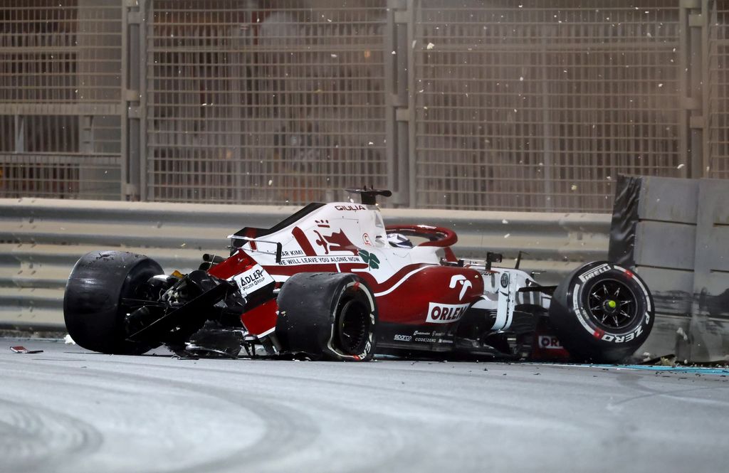 Forma-1, Kimi Räikkönen, Alfa Romeo, Abu-dzabi Nagydíj 2021, péntek 