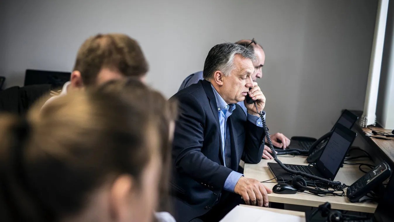 Orbán Viktor, call center 