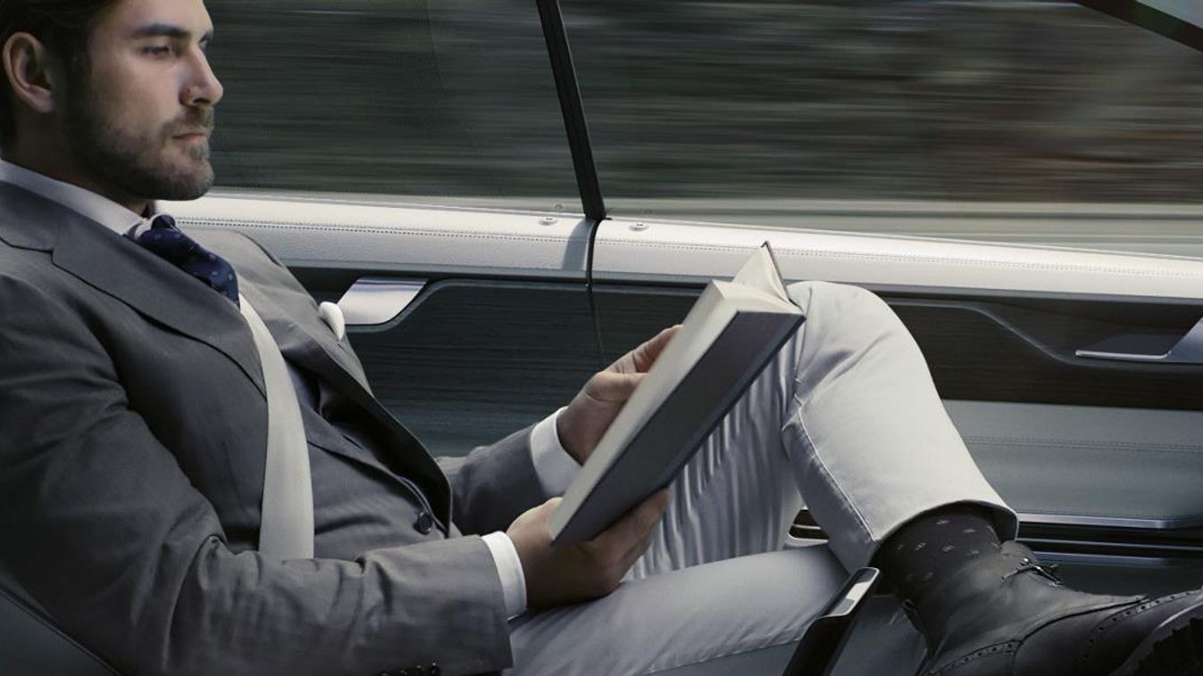 Volvo Concept 26 önvezető autó beltér 