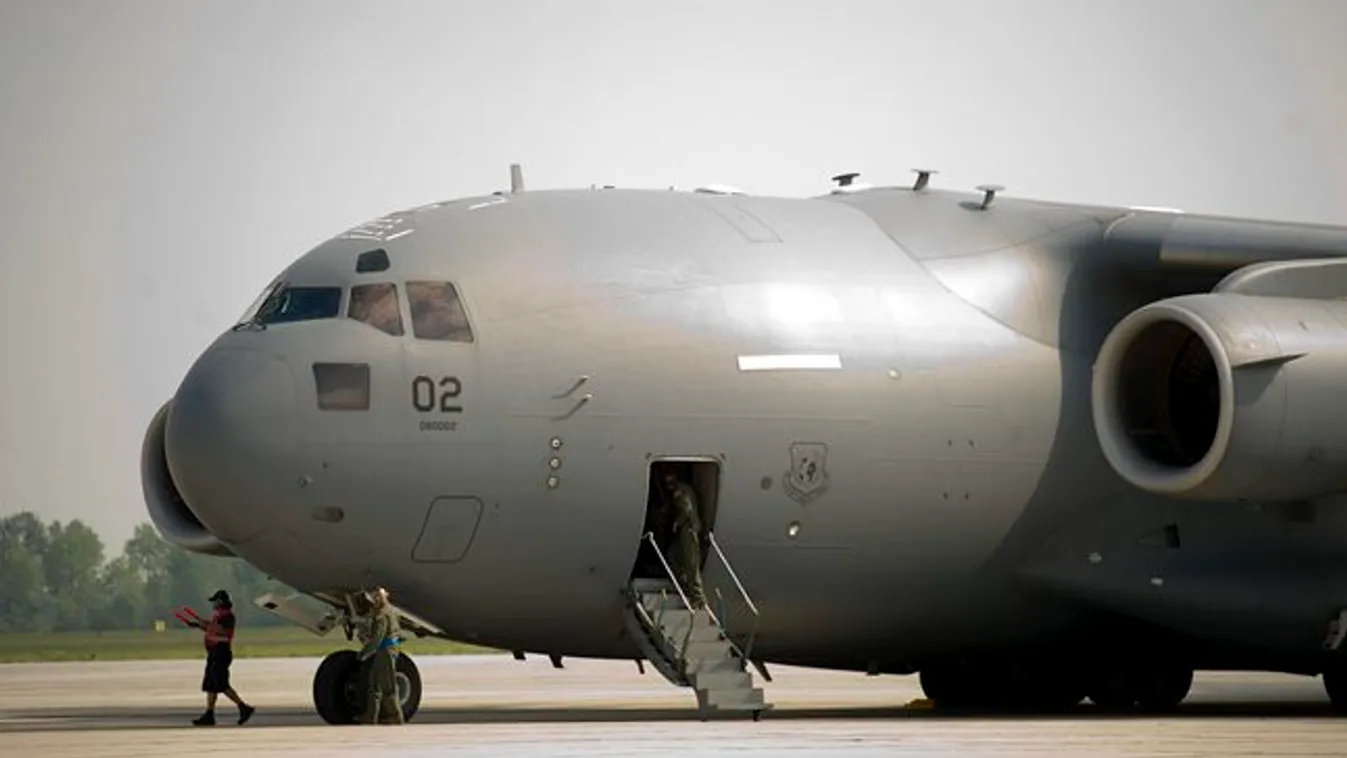 HAW, C-17 katonai szállítógép, Heavy Airlift Wing, Pápa bázisrepülőtér 