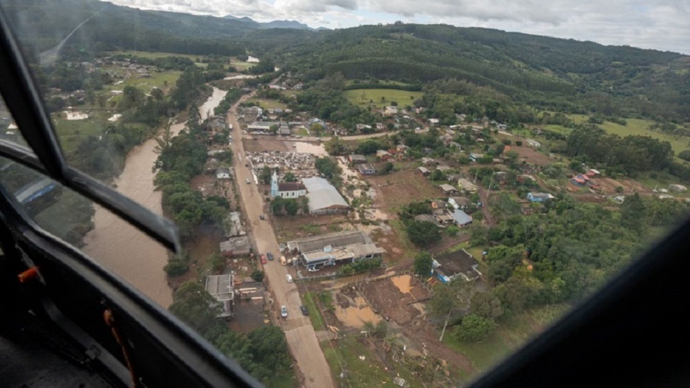 Brazília déli részére ciklon csapott le, többen meghaltak és eltűntek 