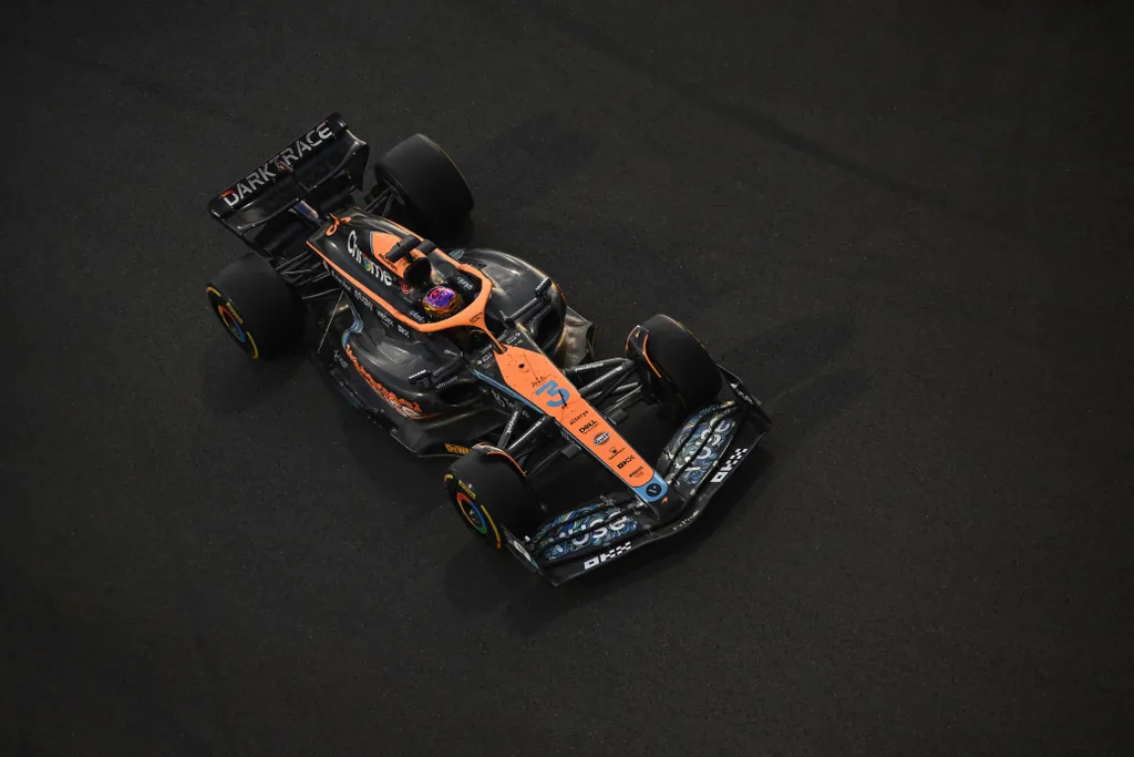 Forma-1, Daniel Ricciardo, McLaren, Abu-dzabi Nagydíj 2022, péntek 