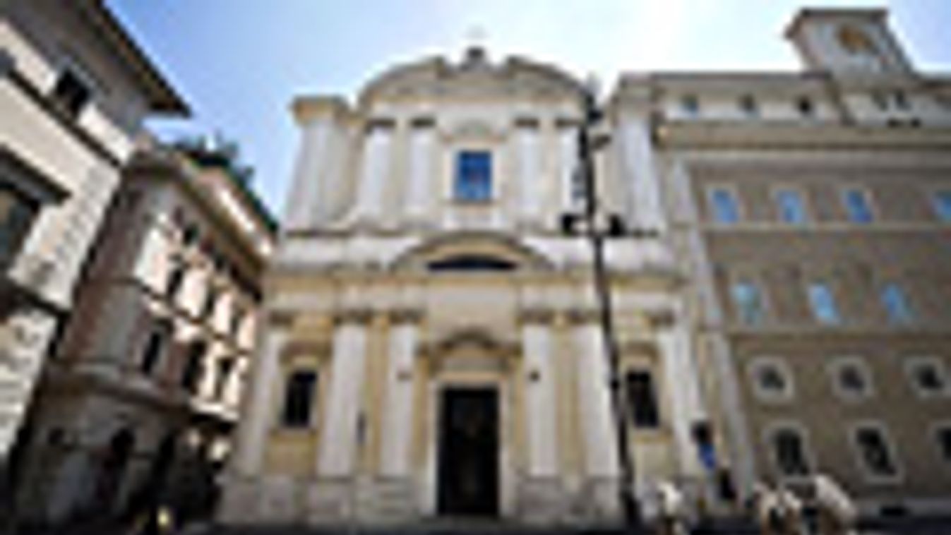 Sant'Apollinare bazilika,  felnyitották Enrico De Pedisnek maffiózó sírját, az 1983-ban eltűnt Emanuela Orlandit keresték