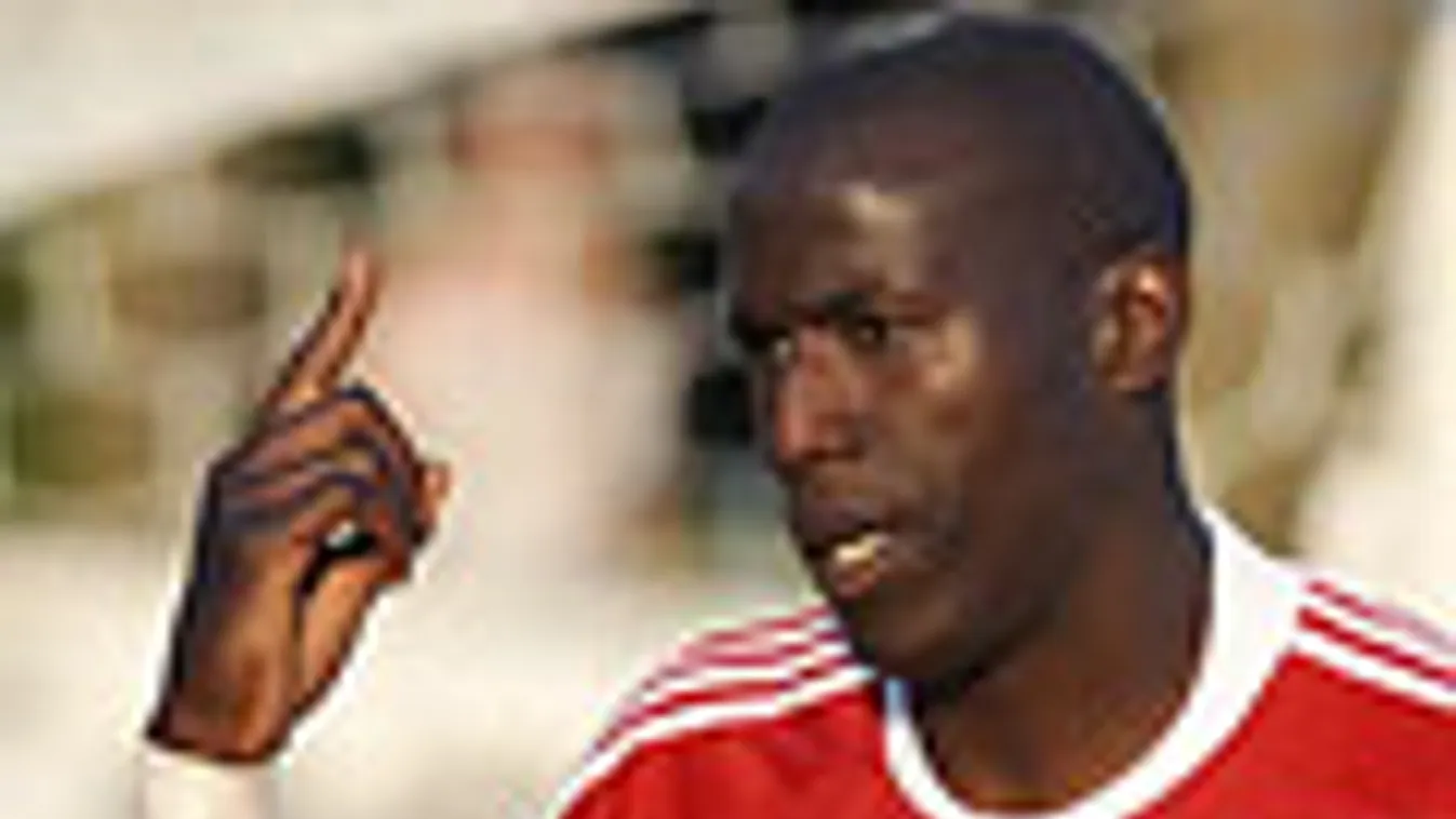 
Adamo Coulibaly (DVSC) gólöröme a labdarúgó OTP Bank Liga 30. fordulójában 2012.05.26-án