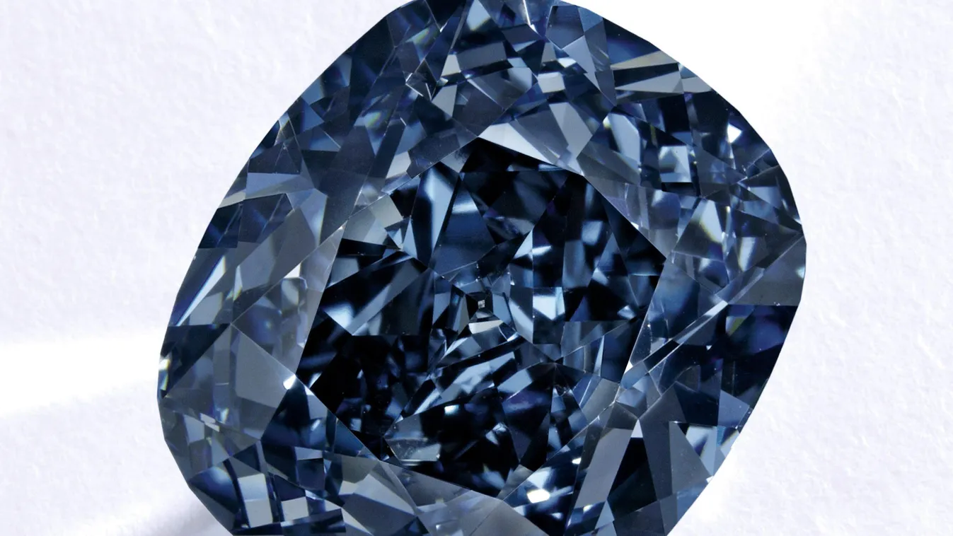 News, 7 éves kislány kapta ajándékba a világ legdrágább gyémántját 