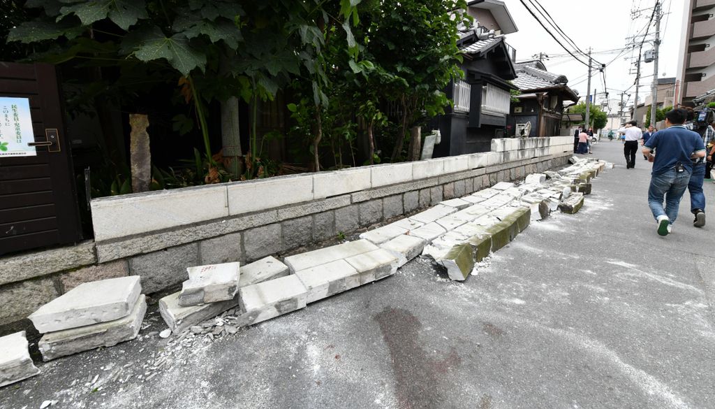 Földrengés Japán Osaka 