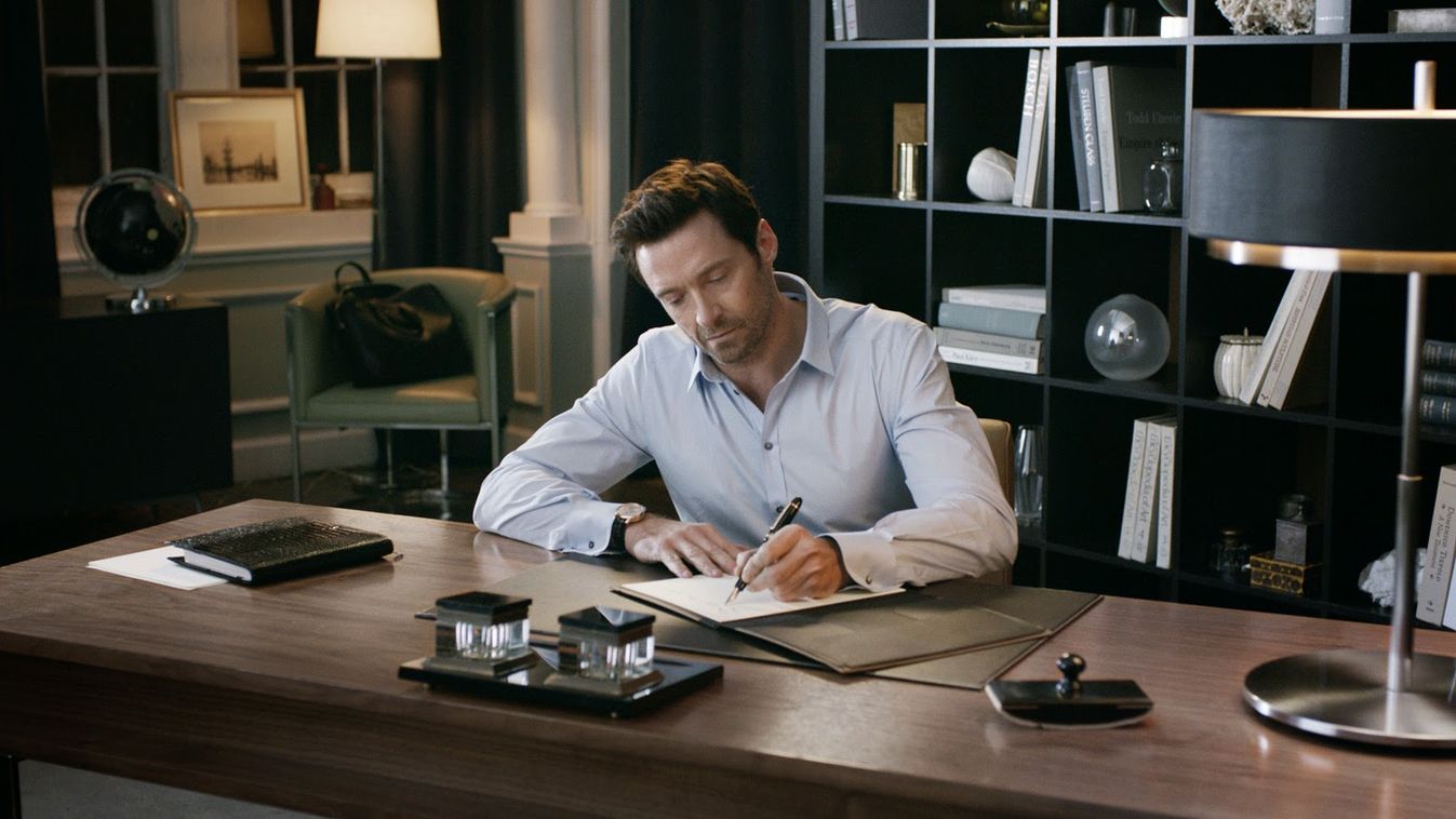 Hugh Jackman egy Montblanc-reklámban 