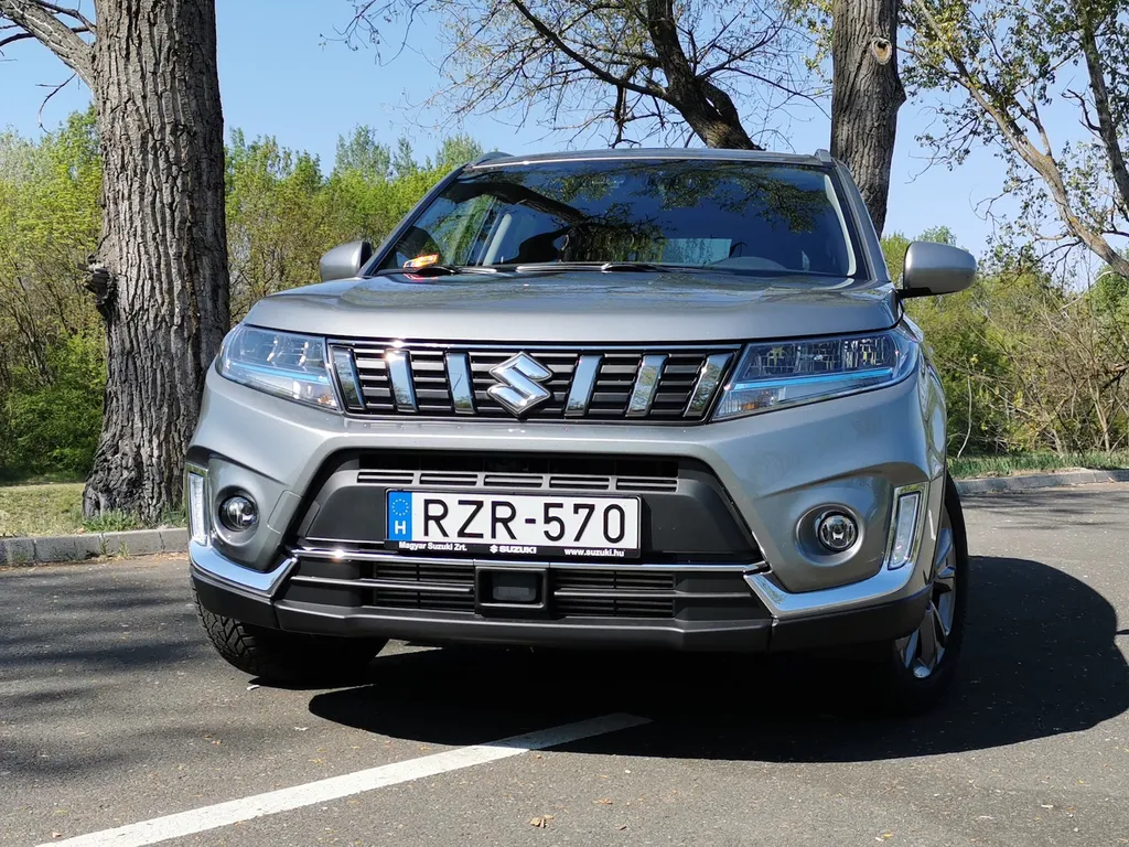 Suzuki Vitara Hybrid teszt (2020) 