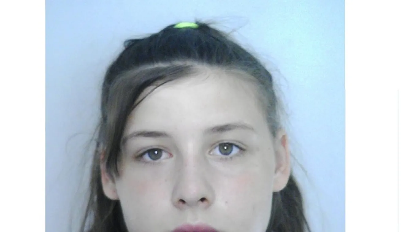 Az Oroszlányi Rendőrkapitányság 11040-157/201/2021. körözési számon eljárást folytat Bolla Cintia Izabella eltűnése miatt. A 15 éves lány 2021. december 3-a óta ismeretlen helyen tartózkodik. 