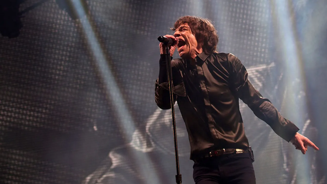A Rolling Stones fellépése a Glastonbury fesztiválon, Mick Jagger