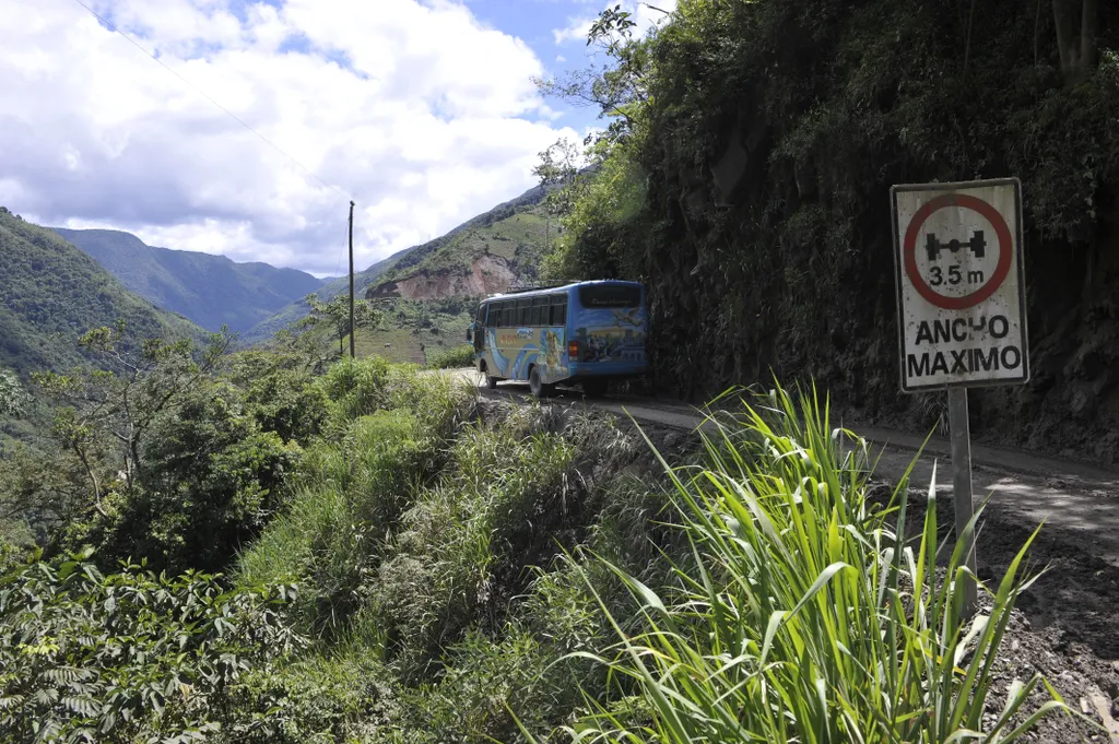 Bolivia's Road of Death A világ legveszélyesebb útjai. galéria 