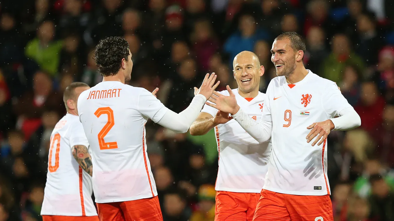 FOOTBALL - INTERNATIONAL FRIENDLY GAME - WALES v NETHERLANDS 2015 FOOT FOOTBALL FRIENDLY GAME HOLLAND international MATCH AMICAL NETHERLANDS november NOVEMBRE PAYS BAS PAYS DE GALLES Soccer SPORT WALES SQUARE FORMAT 