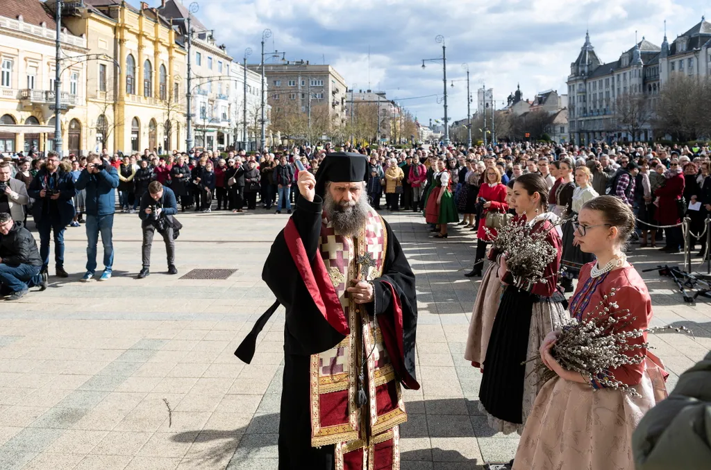 Virágvasárnap, keresztút, Húsvét, ünnep, egyház, vallási, Debrecen, katolikus, vallás 