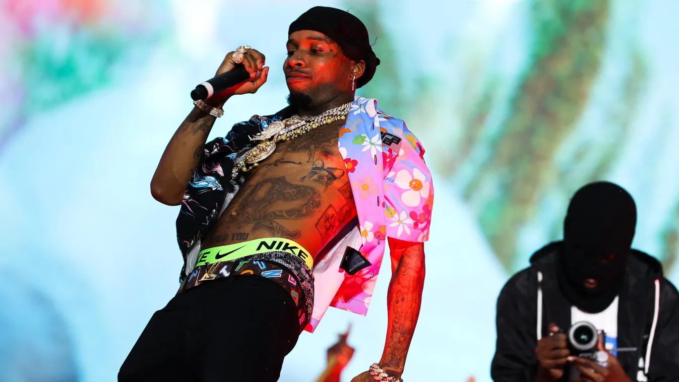 Rolling Loud Miami 2021 GettyImageRank3 People Performance USA Florida - US State One Person Stage - Performance Space Incidental People Photography Arts Culture and Entertainment Miami Gardens Gulf Coast States Tory Lanez PersonalityComplete Hard Rock St