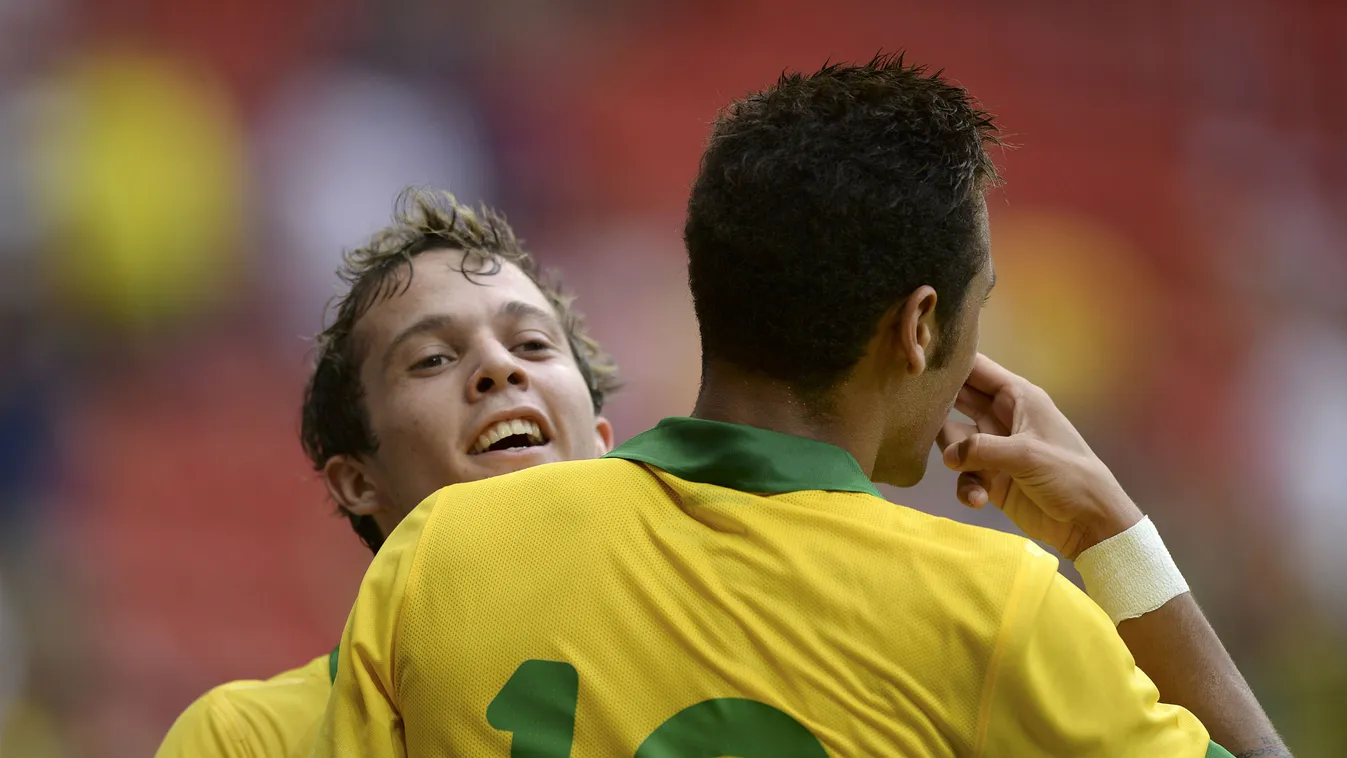 Neymar, Bernard, brazil fociválogatott, foci, foci-vb 
