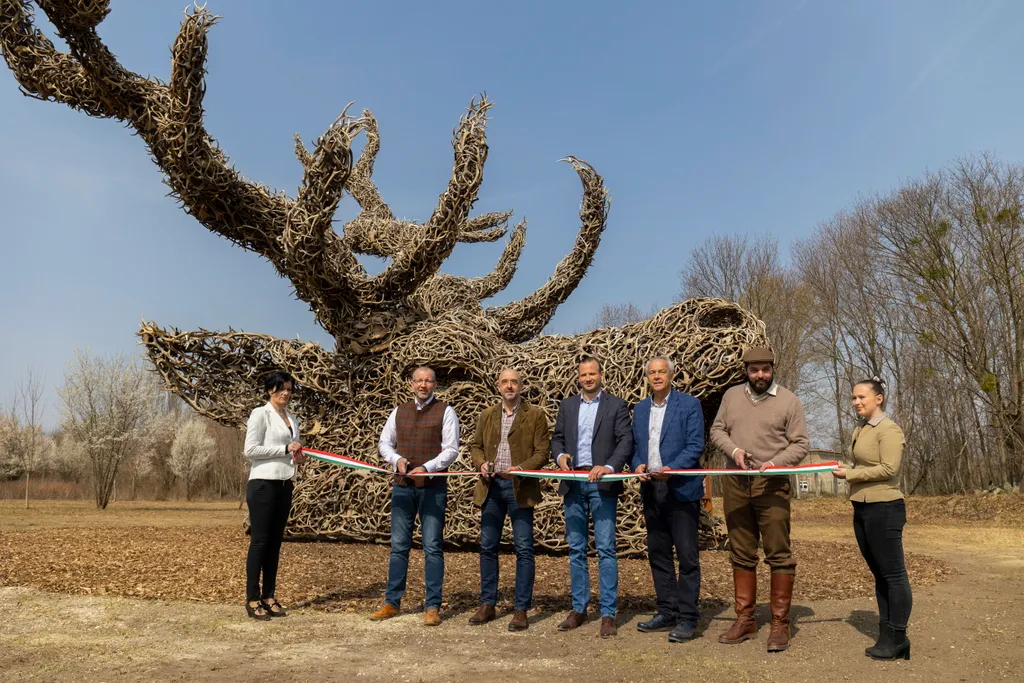 Vadászati és Természeti Világkiállítás, Szőke Gábor Miklós, Totem 