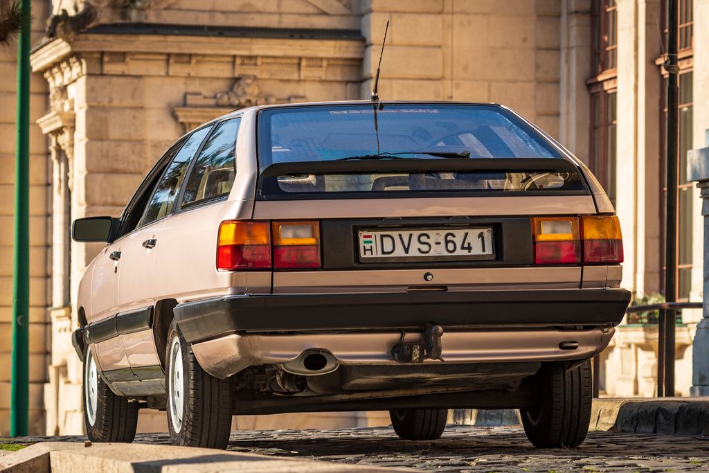 Audi 100 Avant (1987) veteránteszt 