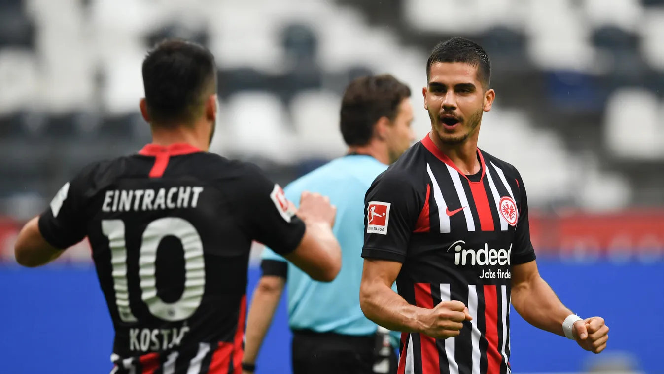 Eintracht Frankfurt - FC Schalke 04 Sports soccer Bundesliga Hesse Group of two Disappointed 