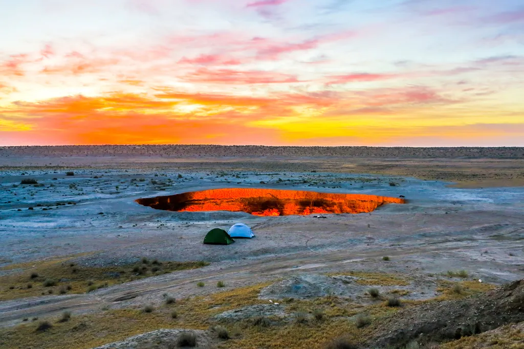 Darvaza, darvaza gas crater, gázkráter, Türkmenisztán 