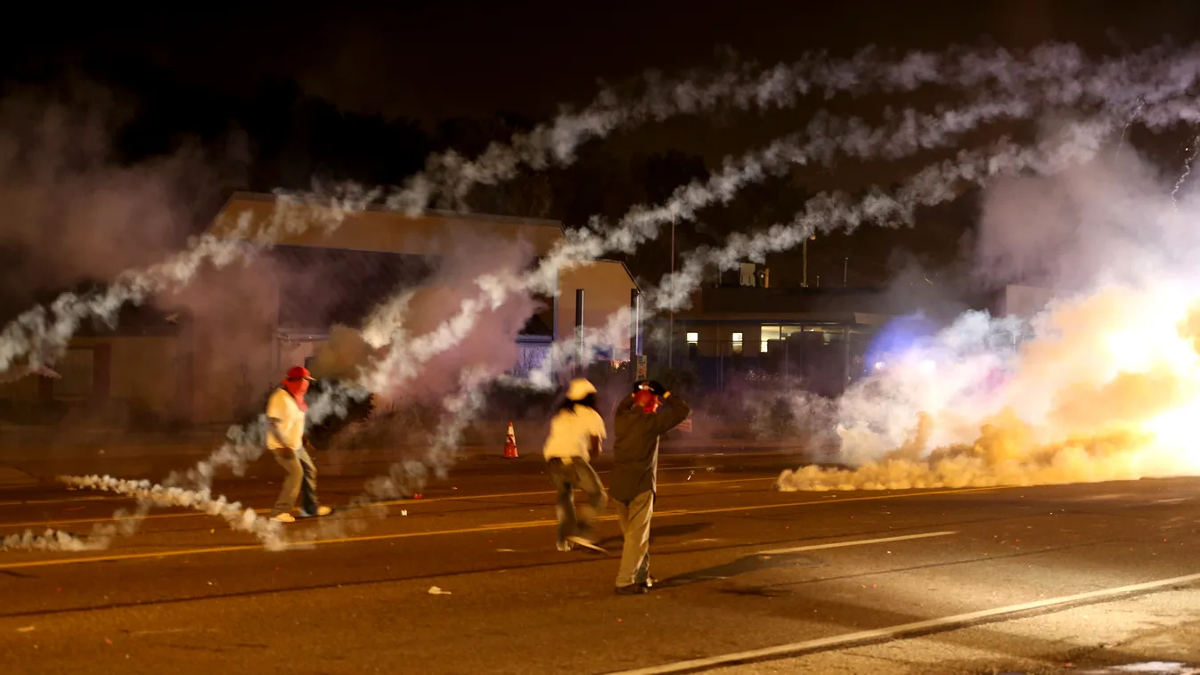 Ferguson, folytatódtak a zavargások Missouriban 