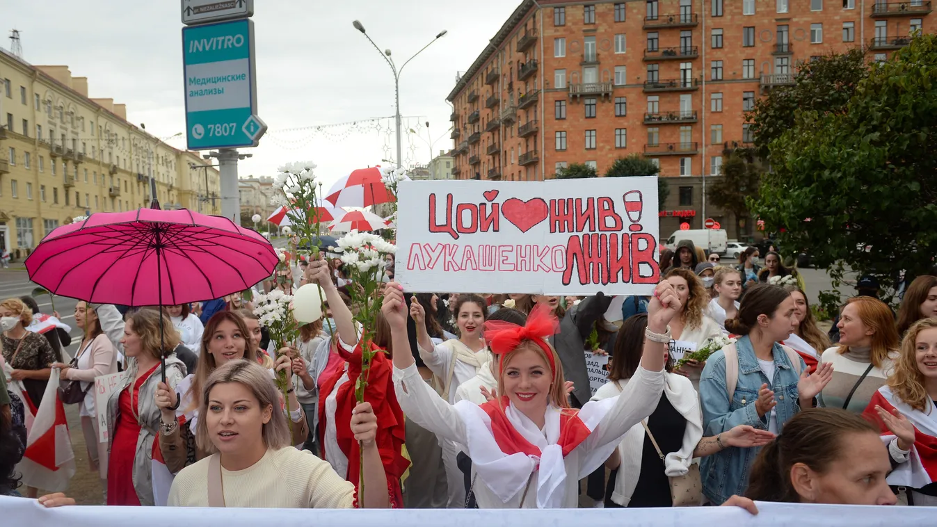 tüntetés nők Fehéroroszország Minszk 