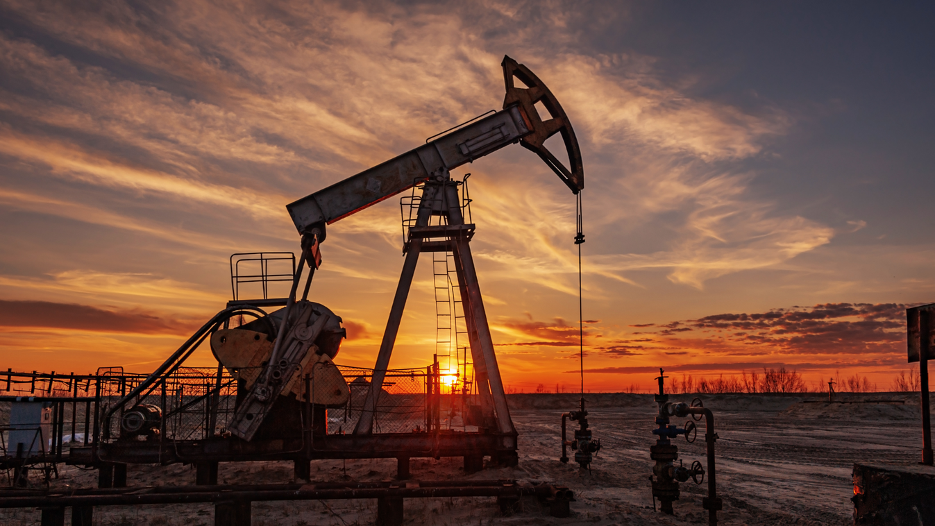 crude oil barrel, illusztráció kőolaj,  Oil,Pump,Rig.,Oil,And,Gas,Production.,Oilfield,Site.,Pump fuel,oilwell,opec,supply,pump-jack,rig,pipe,petroleum,energy,gen 