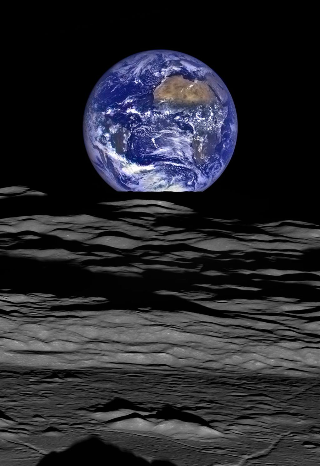 Földkelte a Holdon 