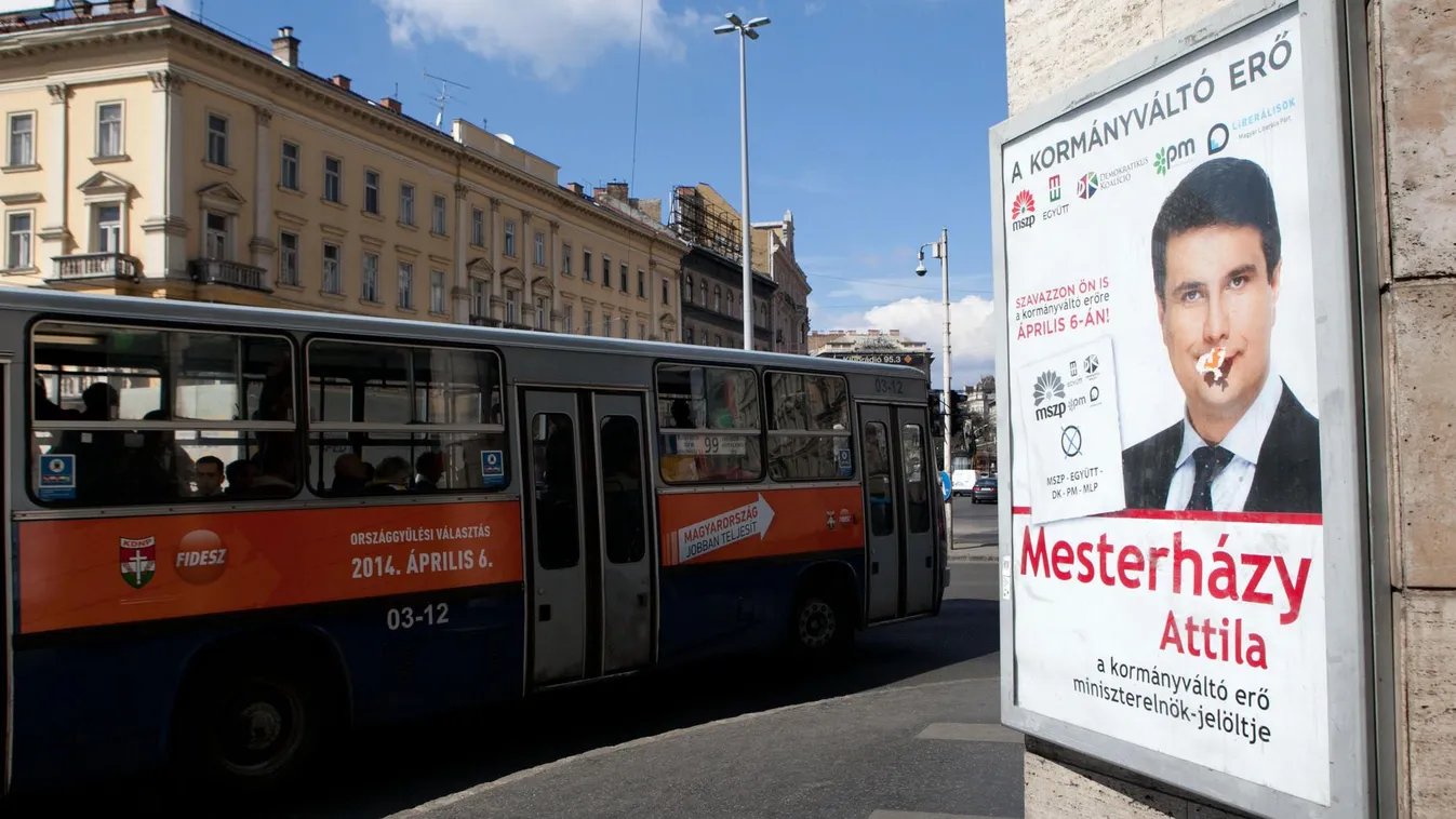 Választási hirdetések a BKK járművein BKK BKV busz Ikarus választás 2014 választási kampány plakát hirdetés járműreklám Fidesz Magyarország jobban teljesít Mesterházy Attila kormányváltás baloldali összefogás 