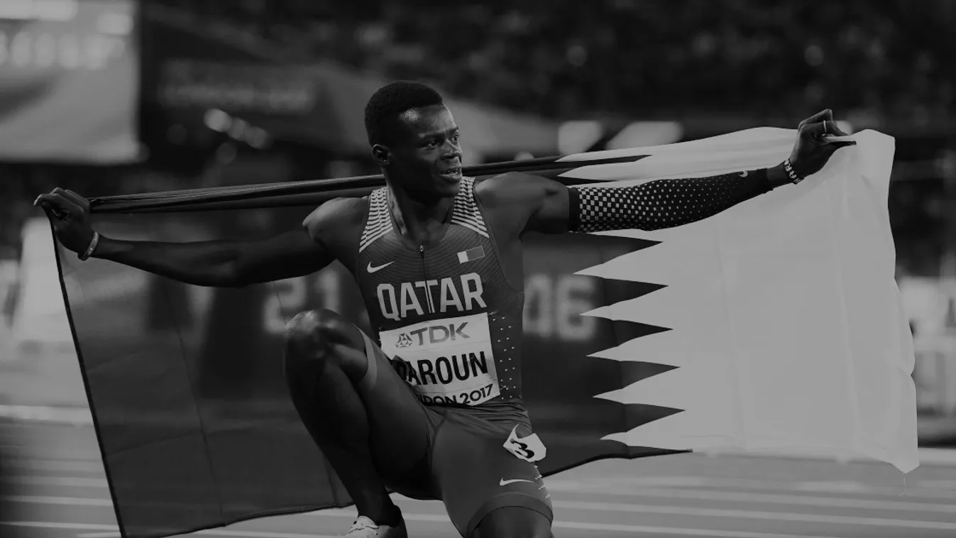 athletics Horizontal WORLD CHAMPIONSHIP JOY HEADSHOT FLAG FULL-LENGTH KNEELING LAP OF HONOUR 400 METERS 