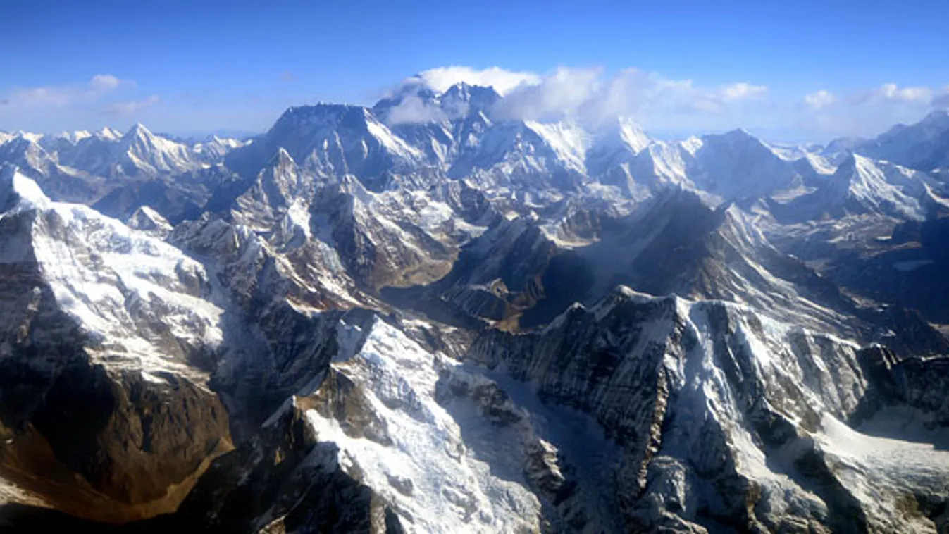 Üzlet lett a Mount Everest-mászásból, Mount Everest és a Himalája egyéb csúcsai 