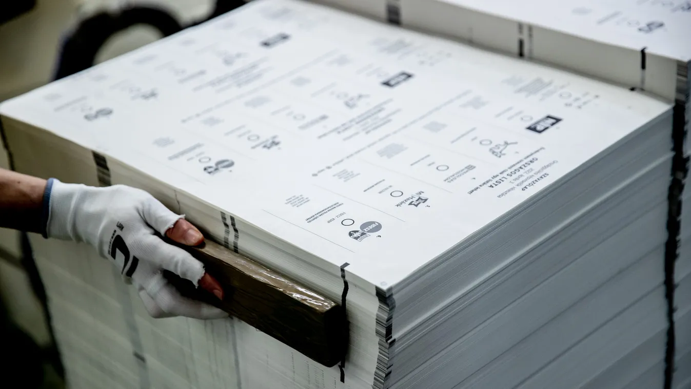 szavazólapok gyártása, szavazólap, Nemzeti Választási Iroda, országgyűlési választás és az országos népszavazás, 2022.03.09. 