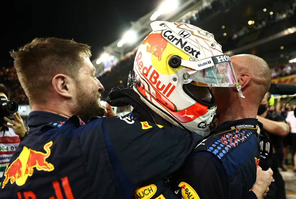 Forma-1, Abu-dzabi Nagydíj, Max Verstappen, Red Bull, szerelők 