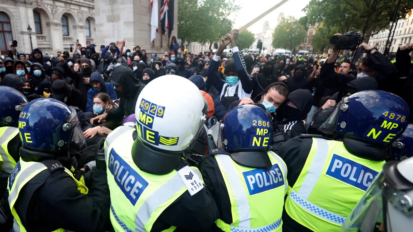 London, radikális baloldal, összecsapás, rendőrök 