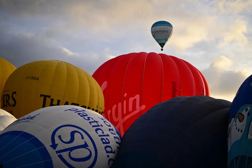 képek bristol hőlégballon fesztivál 