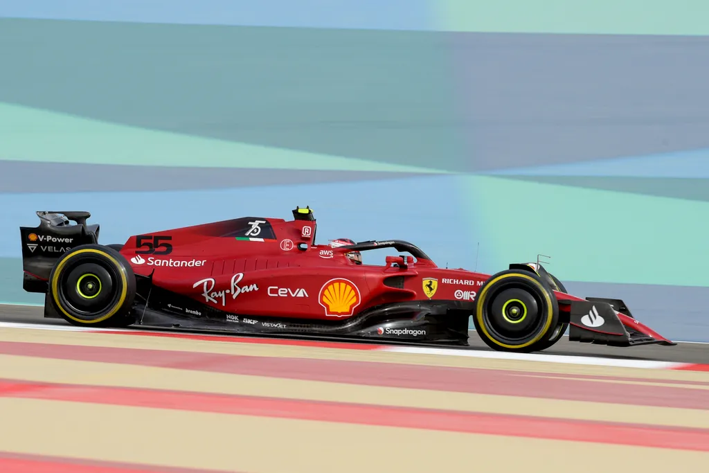 Forma-1, teszt, Bahrein 2. nap, Sainz, Ferrari 