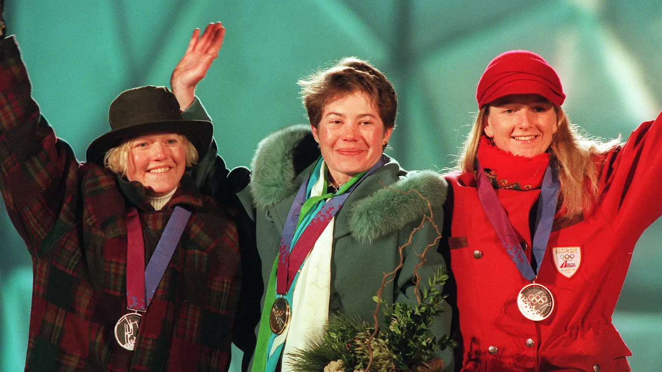 OLY-WINTER-1994-FREESTYLE-AERIALS-PODIUM Horizontal WOMAN OLYMPIC GAMES MEDAL FREE-STYLE SKIING PODIUM 