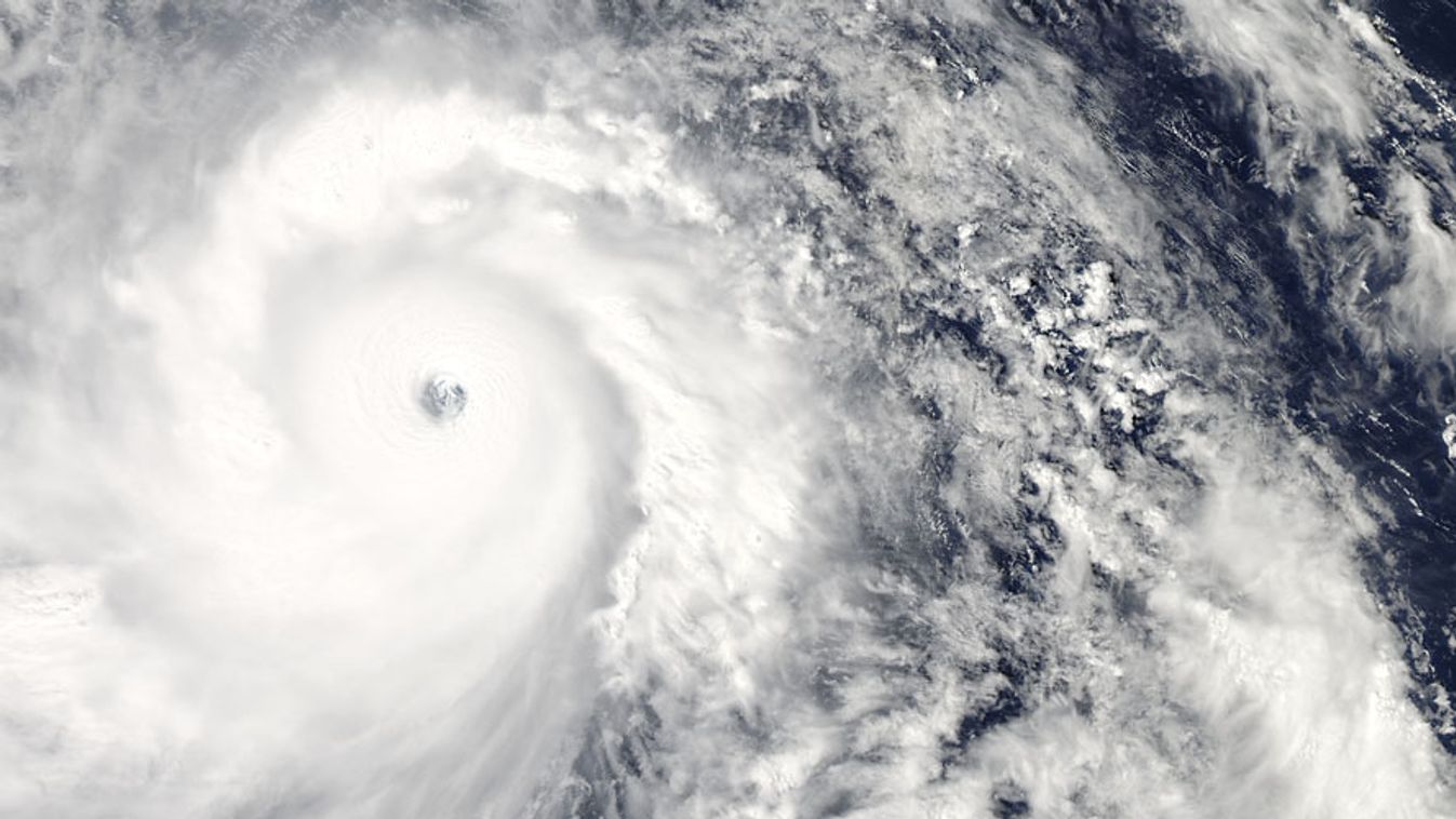 Haiyan tájfun, műholdfelvétel, NASA Aqua műhold, MODIS egység