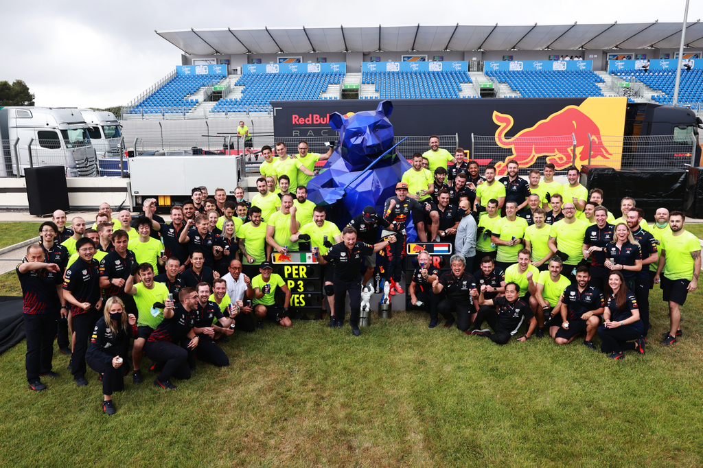 Forma-1, Red Bull, ünneplés, Francia Nagydíj 2021, futam 