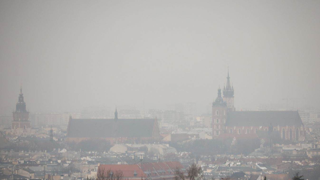 szmog légszennyezettség Európa Heavy Smog Hits Krakow, Poland poland polish cracow krakow EUROPE EUROPEAN SMOG air POLLUTION problem issue polluted urban ENVIRONMENT DAMAGE environmental CITY 