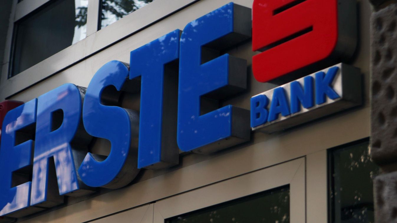 ERSTE Bank a Teréz körúton 2016 augusztus 19. erste, bank, pénz, pénzintézet 