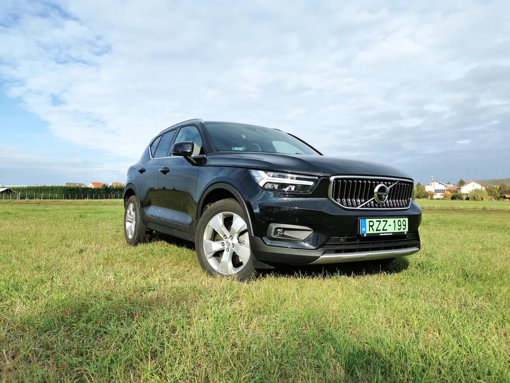 Volvo XC40 T5 Twin Engine teszt 