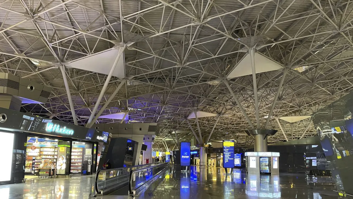 Vnukovo Nemzetközi Repülőtér, reptér, Moszkva, Oroszország, bezár, üres, leállt, zárva 