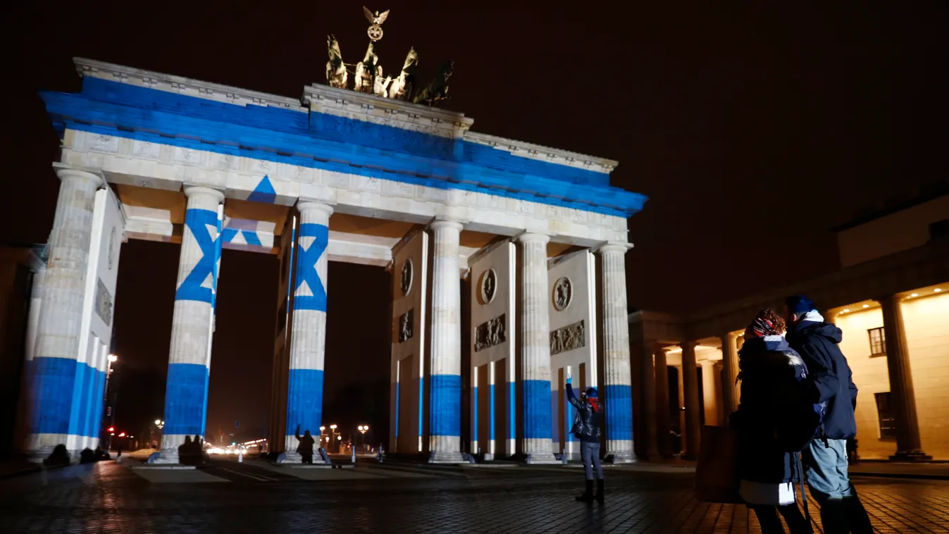 Berlin Brandenburgi kapu izraeli zászló 