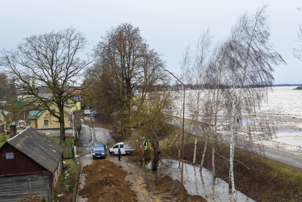 Daugava, folyó, Lettország, áradás, lett, áradások, árvíz 