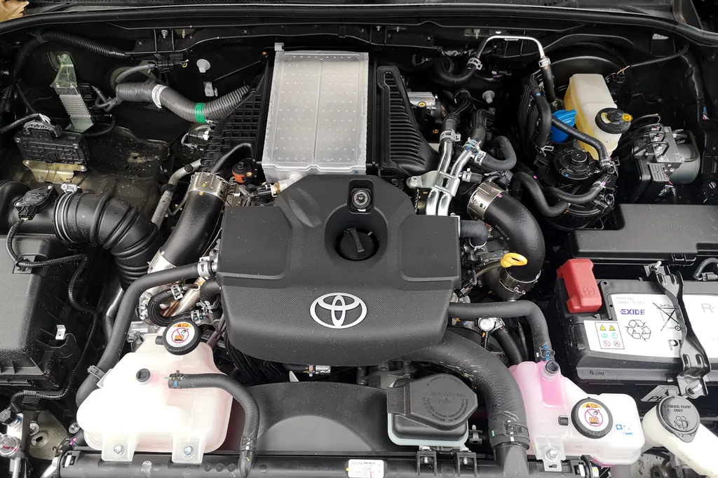 Toyota Hilux teszt 2021, 