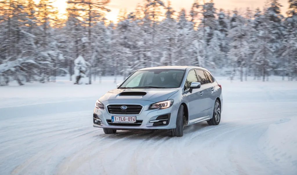 Subaru téli teszt Lappföld 