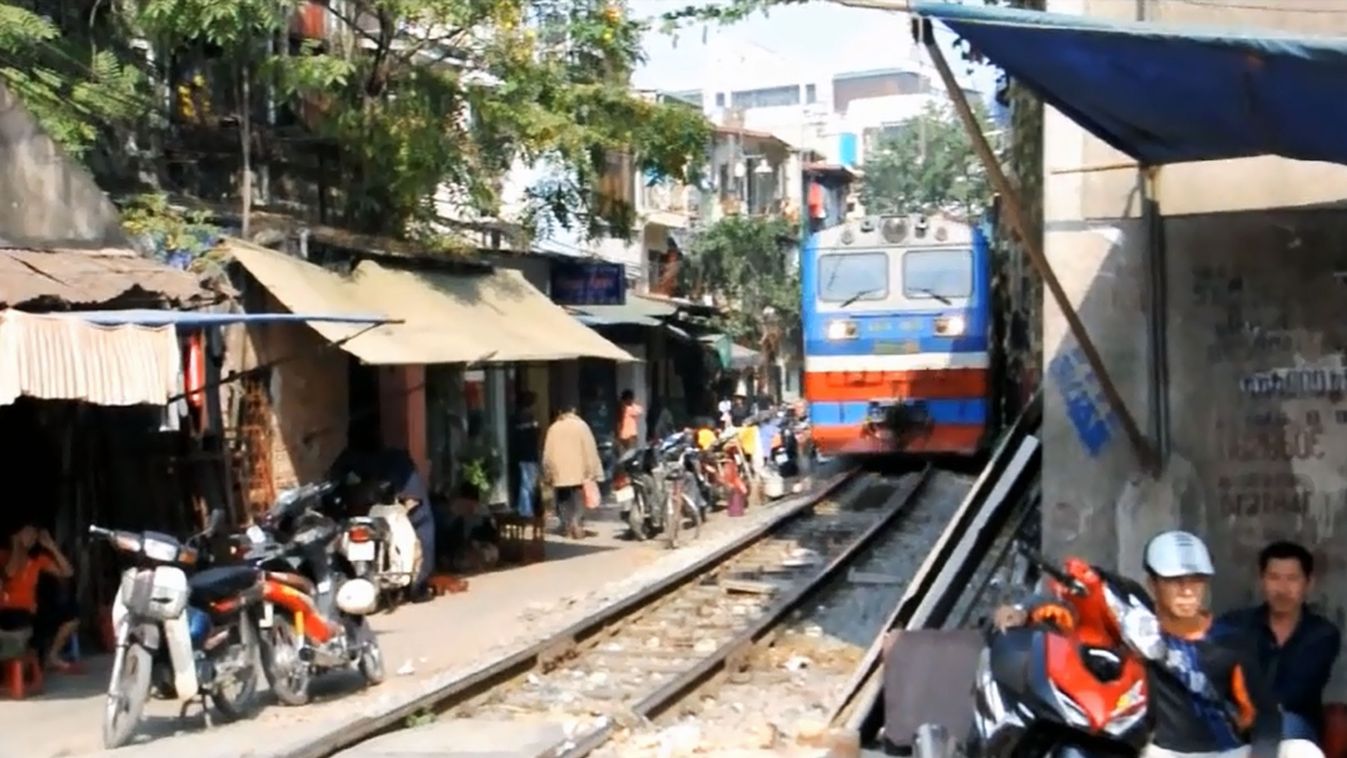 Vonatozás Hanoiban