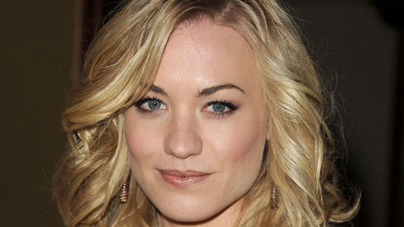 Yvonne Strahovski, dexter