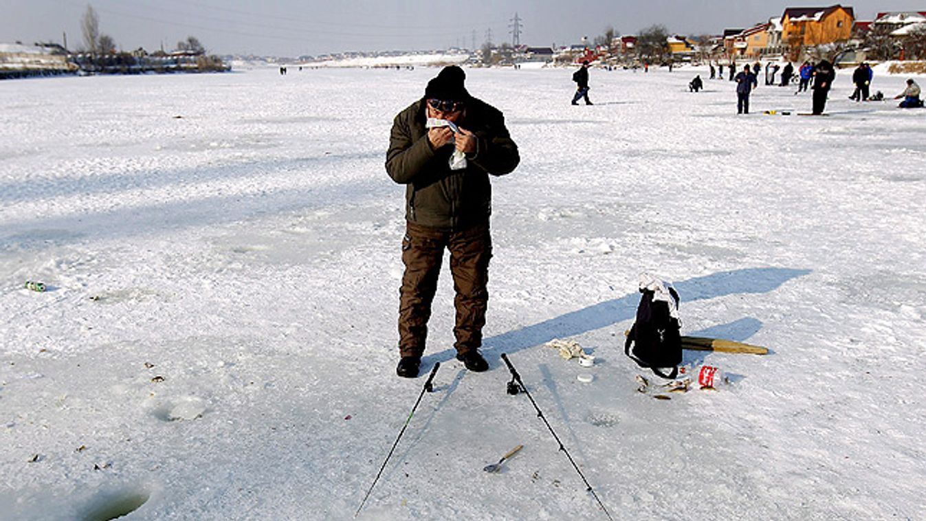 hideg jég Románia tél lékhorgászat 