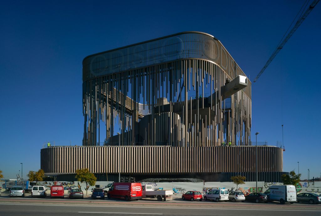 Clavel Arquitectos, Európa leghosszabb függőmedencéje, Murcia, Spanyolország 